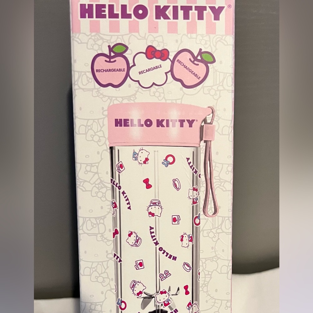 Hello Kitty USB-Rechargeable Portable Blender #includesfreebie#hellokittypin
